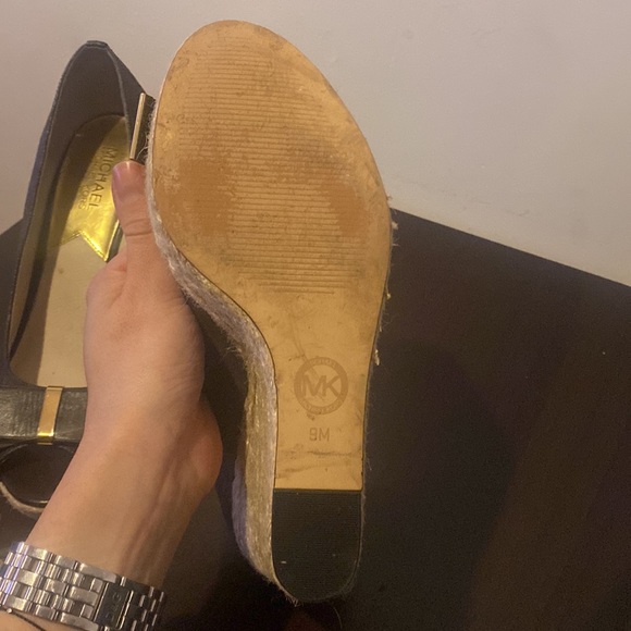 Michael KORS MEG  MK Signature PVC Peep Toe Wedges - Picture 10 of 11